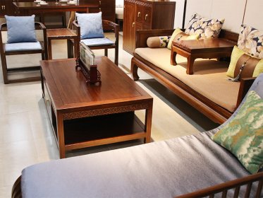 <b>济南新中式家具：传统与现代的结合</b>